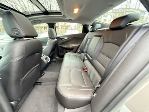 Used 2017 Chevrolet Malibu Premier w/ Premier Sun and Wheel Package image 25