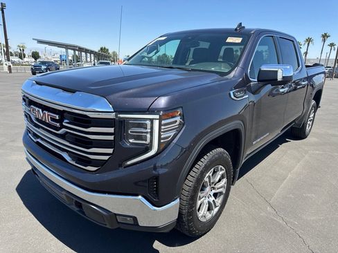 Certified 2025 GMC Sierra 1500 SLT AWD/4WD image 25