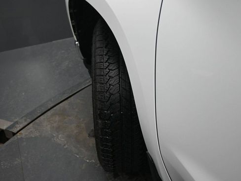 Used 2020 Chevrolet Silverado 1500 LTZ w/ LTZ Premium Package image 5