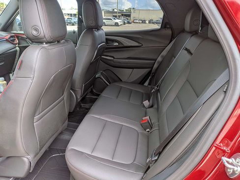Used 2024 Chevrolet TrailBlazer RS w/ Convenience Package AWD/4WD image 16
