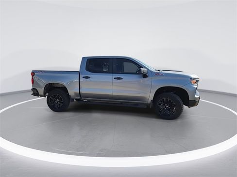 Used 2024 Chevrolet Silverado 1500 Custom Trail Boss image 9
