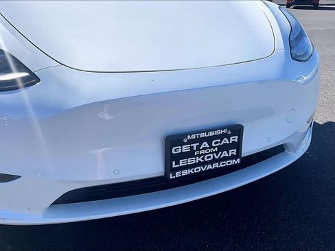 Used 2022 Tesla Model Y Long Range AWD/4WD image 26
