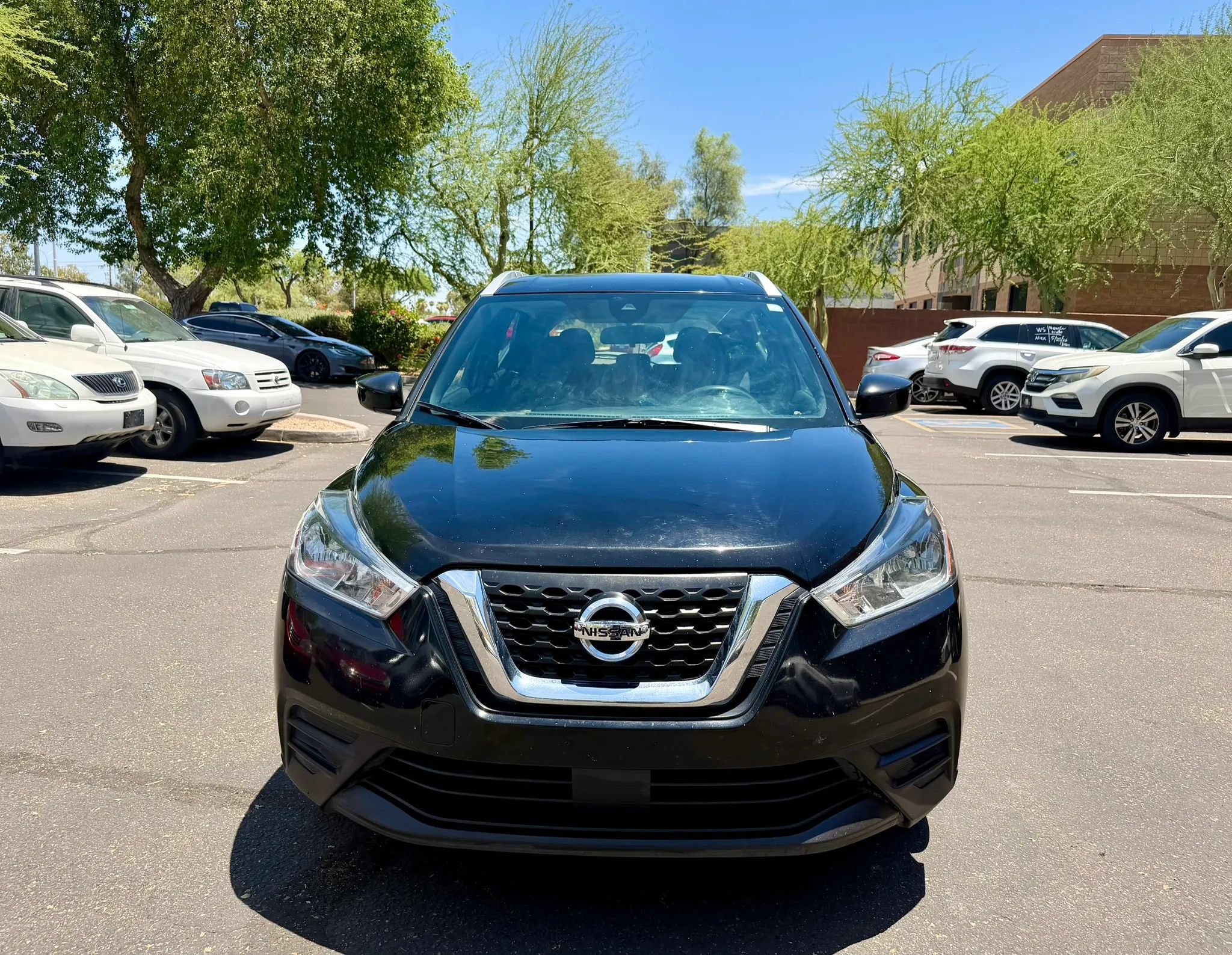 Used 2020 Nissan Kicks SV FWD image 2