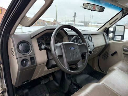 Used 2008 Ford F450 4x4 Regular Cab Super Duty image 11