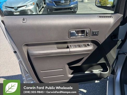 Used 2009 Ford Edge Sport image 12