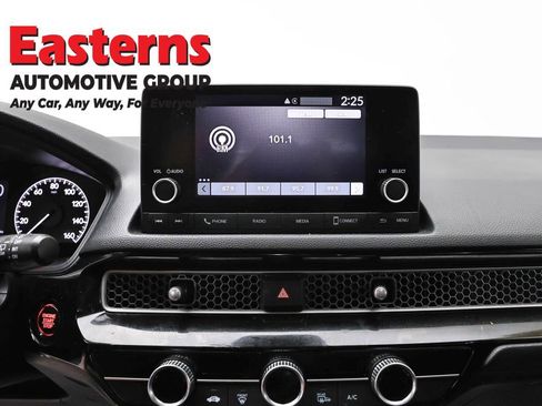 Used 2025 Honda Civic Sport image 12