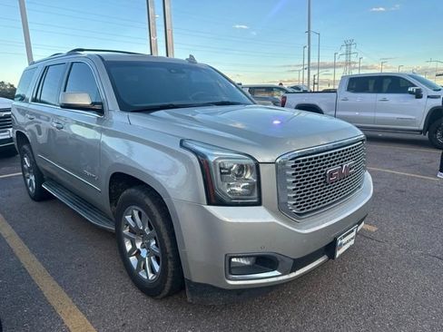 Used 2017 GMC Yukon Denali w/ Open Road Package AWD/4WD image 3