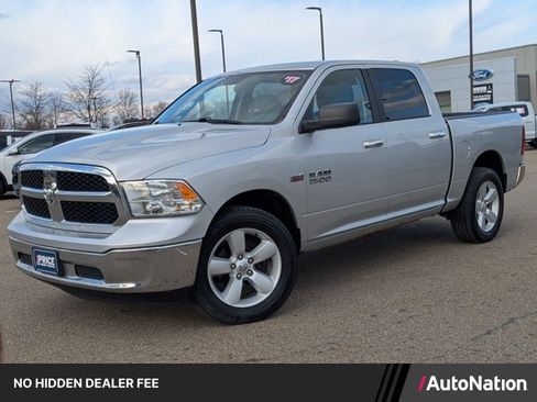 Used 2017 RAM 1500 Classic SLT AWD/4WD image 1