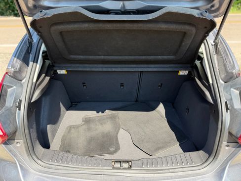 Used 2014 Ford Focus SE FWD image 14
