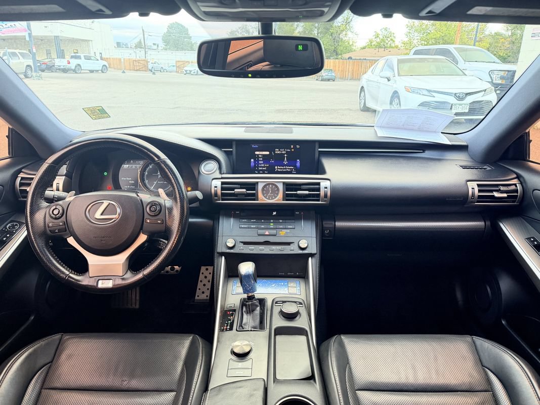 Used 2016 Lexus IS 200t w/ F Sport Package RWD image 17