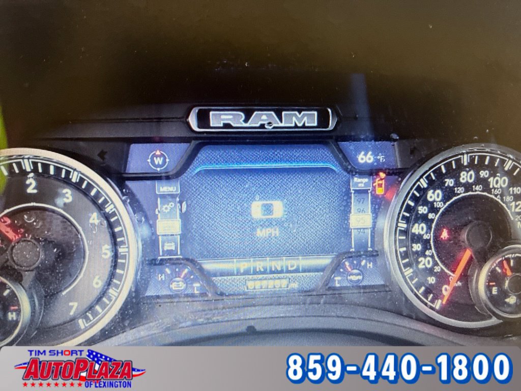 Used 2022 RAM 1500 Laramie AWD/4WD image 9