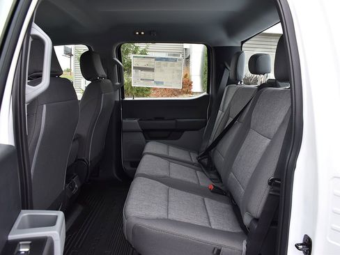 New 2026 Ford F250 XL w/ FX4 Off-Road Package image 6