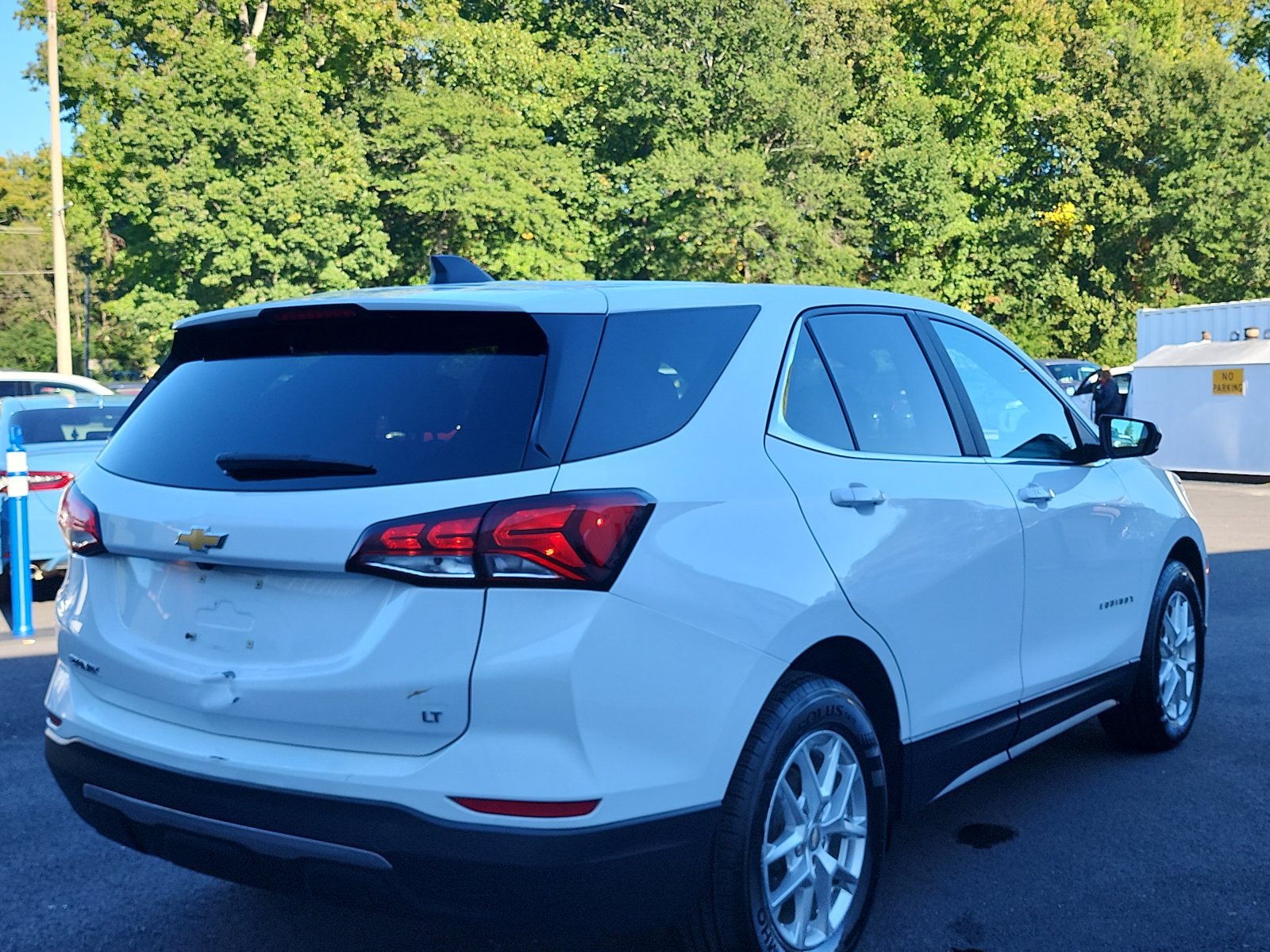 Used 2022 Chevrolet Equinox LT FWD image 5
