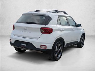 New 2026 Hyundai Venue SEL video 2