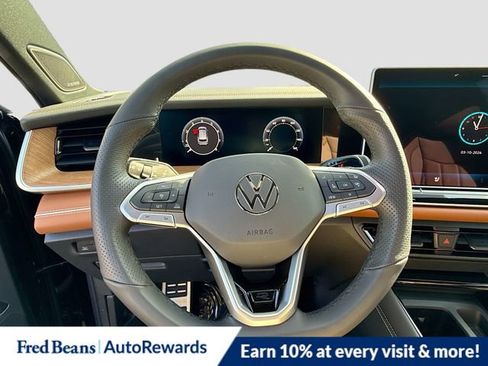 New 2026 Volkswagen Tiguan SEL R-Line image 7