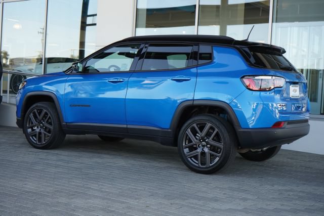 Used 2026 Jeep Compass Limited AWD/4WD image 5