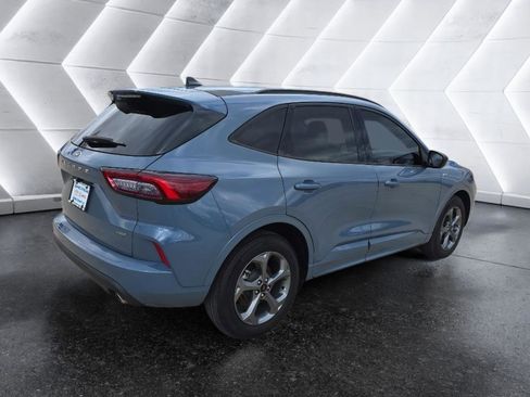 Used 2024 Ford Escape ST-Line w/ Equipment Group 301A image 5