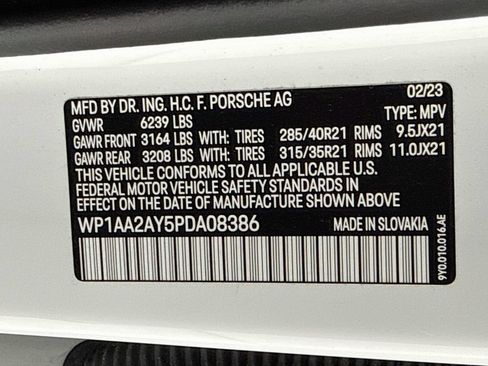 Certified 2023 Porsche Cayenne AWD/4WD image 12