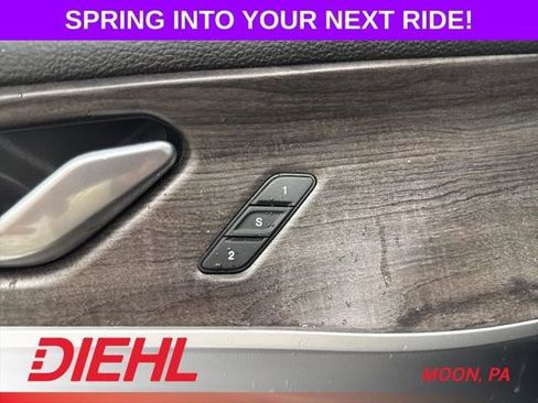 Certified 2023 Jeep Grand Cherokee L Limited w/ Black Appearance Package AWD/4WD image 27