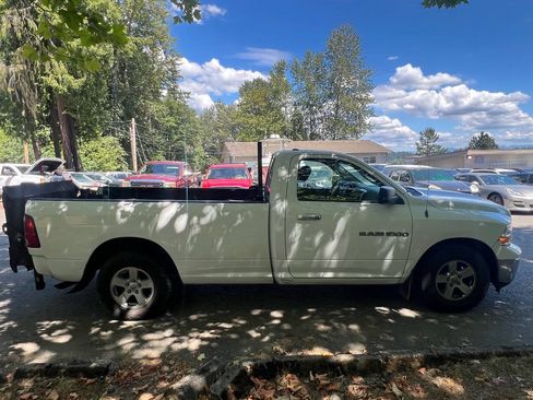 Used 2011 RAM 1500 Classic SLT RWD image 6