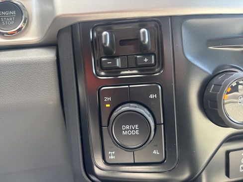 Used 2026 Ford F250 XLT w/ XLT Premium Package AWD/4WD image 28