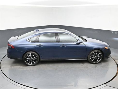 New 2025 Honda Accord Touring image 33