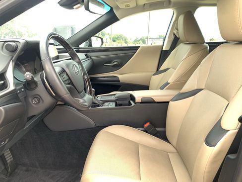 Used 2021 Lexus ES 350 w/ Premium Package FWD image 16