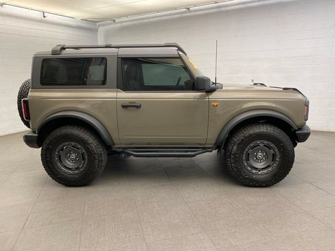 Used 2025 Ford Bronco Badlands AWD/4WD image 8