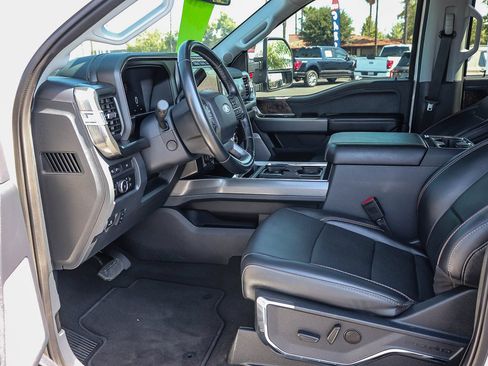 Certified 2024 Ford F250 Lariat AWD/4WD image 18