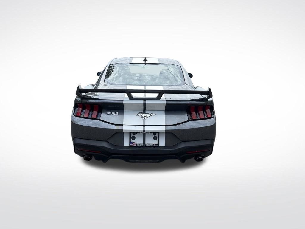 Used 2025 Ford Mustang Coupe RWD image 6