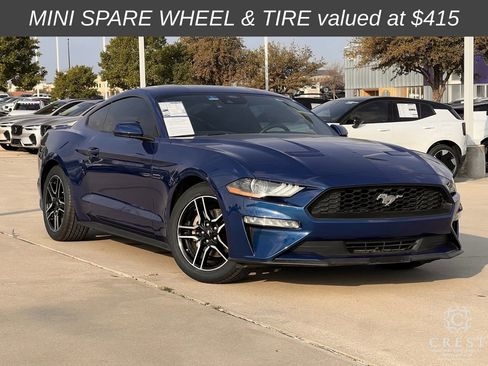 Used 2022 Ford Mustang Premium image 2