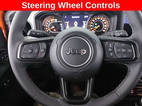 Used 2025 Jeep Wrangler Sport AWD/4WD image 20