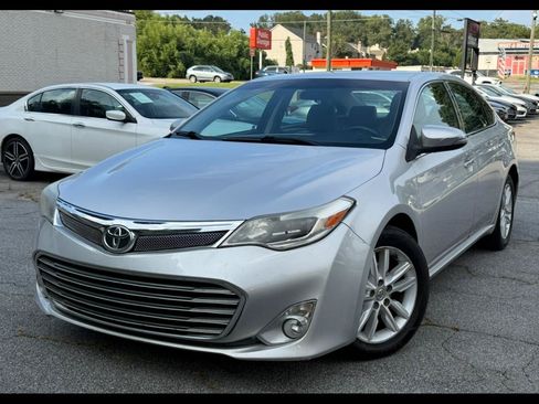 Used 2014 Toyota Avalon XLE FWD image 4