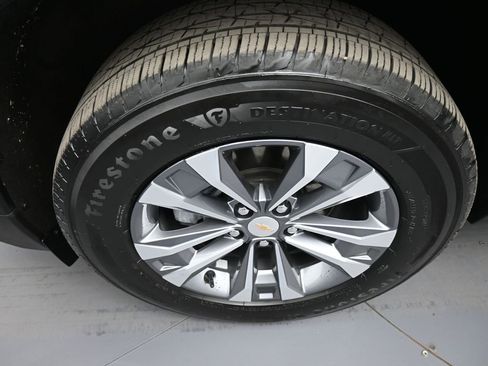 Used 2025 Chevrolet Equinox LT FWD image 14