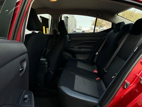 Used 2025 Nissan Versa SV image 11