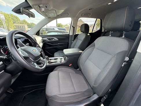 Certified 2020 Chevrolet Traverse LT image 16