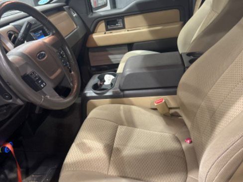 Used 2013 Ford F150 XLT w/ Mid Equipment Group image 13