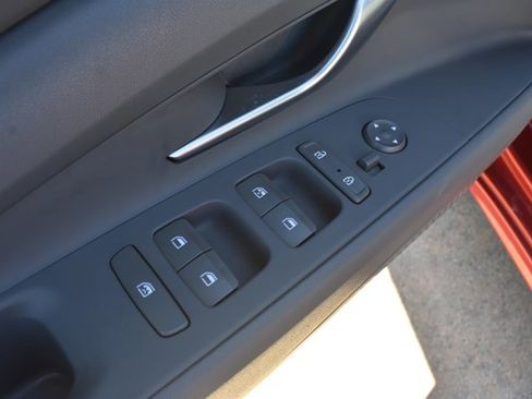 Used 2023 Hyundai Elantra Blue w/ Preferred Accessory Package image 12