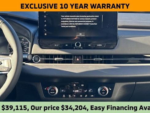 New 2026 Mitsubishi Outlander SE image 18