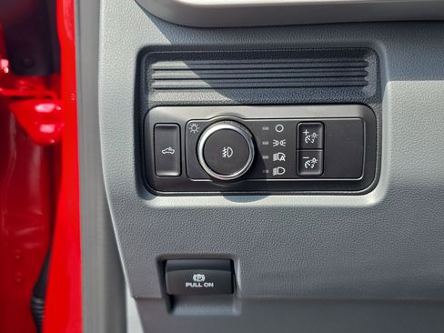 New 2026 Ford F250 XL w/ FX4 Off-Road Package image 17