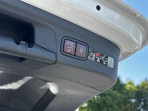 Certified 2026 Mercedes-Benz GLE 450 4MATIC image 22