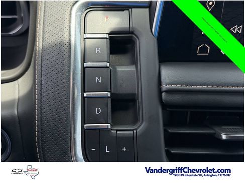 Certified 2023 GMC Yukon AT4 w/ AT4 Premium Package AWD/4WD image 19