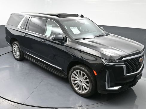 Used 2023 Cadillac Escalade ESV Premium Luxury image 49