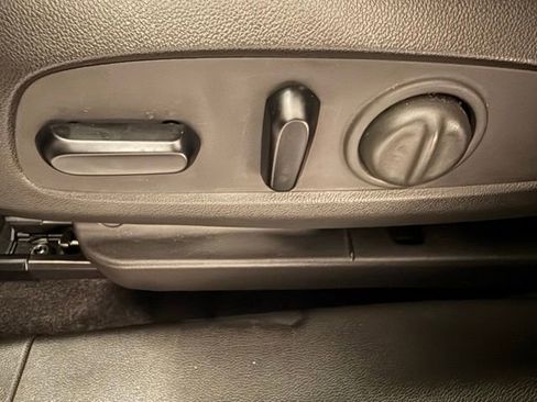 Certified 2023 Chevrolet TrailBlazer ACTIV w/ Sun and Liftgate Package image 28