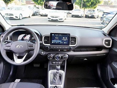 New 2026 Hyundai Venue SEL FWD image 22