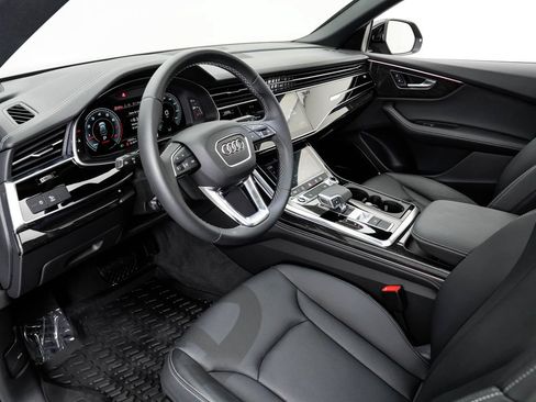 Certified 2024 Audi Q8 Premium Plus w/ Premium Plus Package AWD/4WD image 5