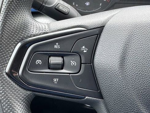Certified 2025 Chevrolet Trax LS FWD image 20
