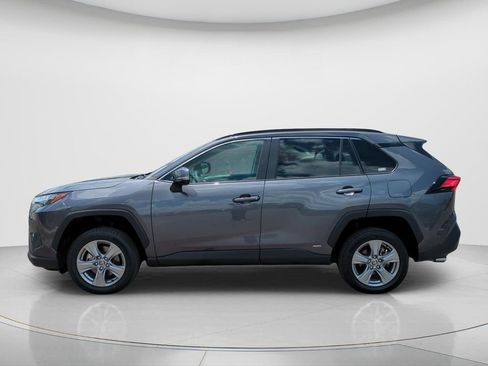 Used 2024 Toyota RAV4 XLE AWD/4WD image 8