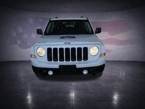 Used 2017 Jeep Patriot Sport image 8