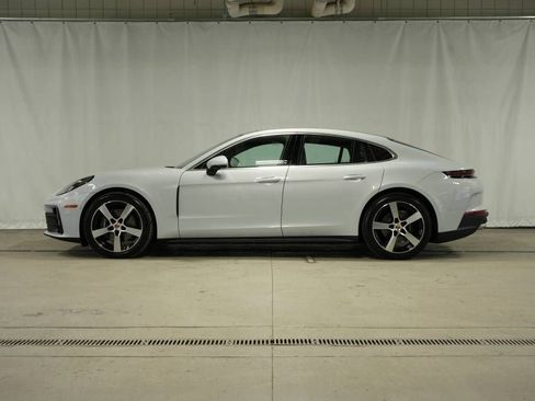 New 2025 Porsche Panamera 4 image 2